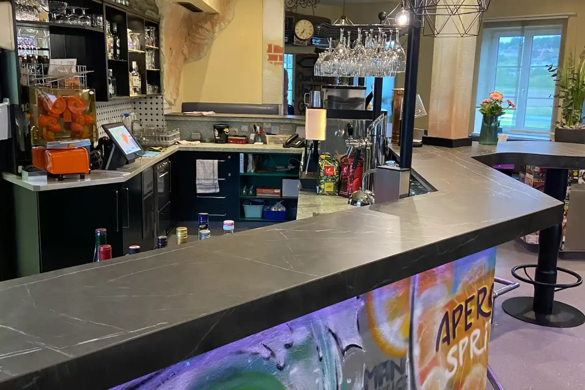 Cafe-2